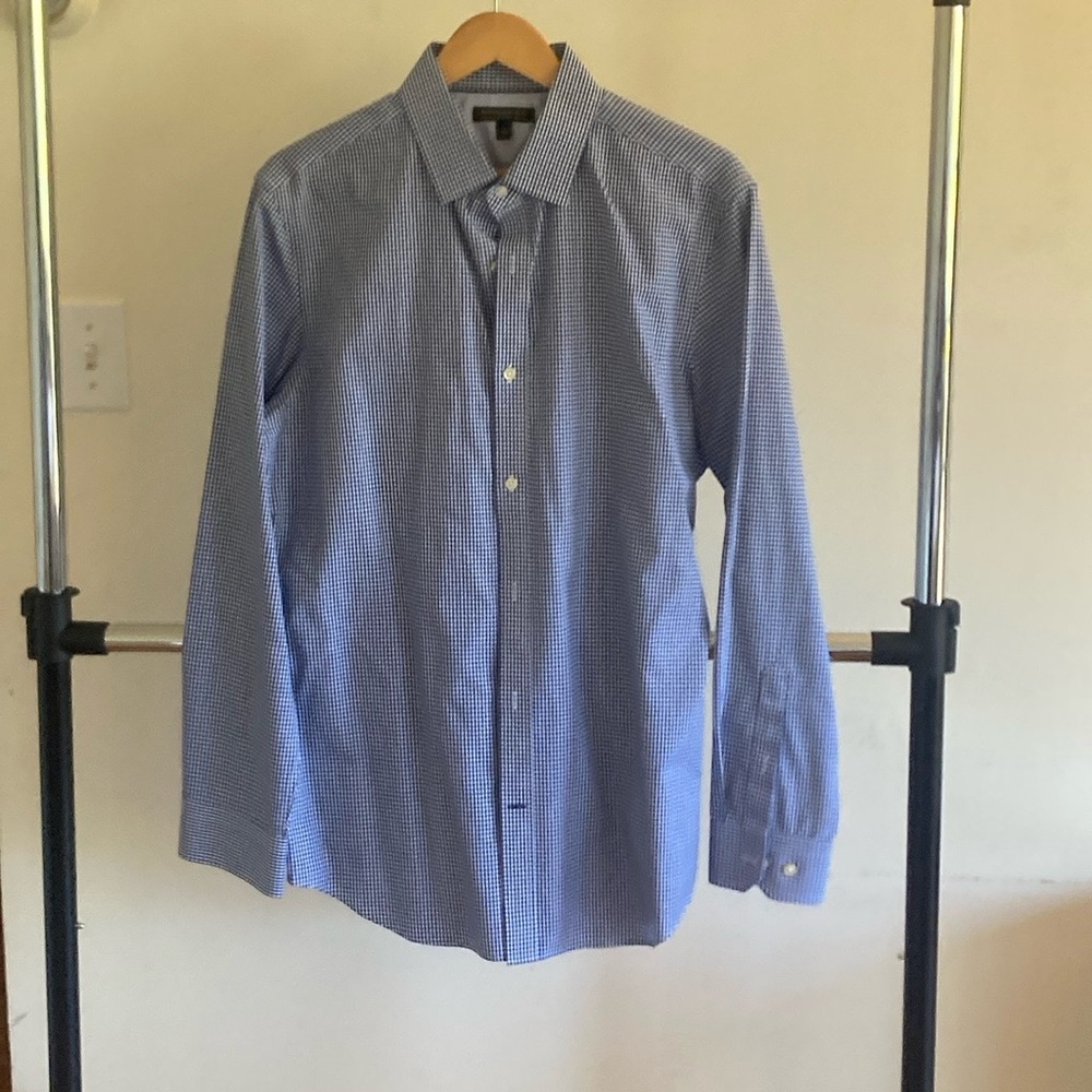 Banana Republic Blue and White Checkered Dress Shirt - Mens Size L